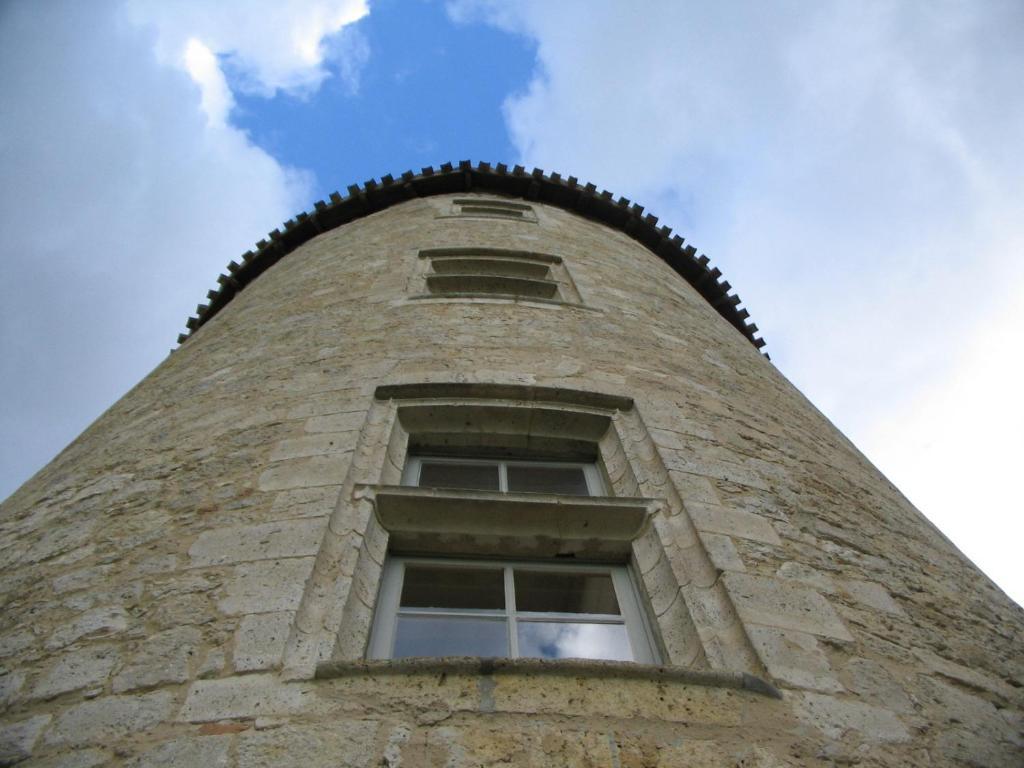 Chateau De Fources Exterior photo